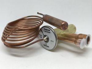 Expansionsventil kpl med rörsats från V2 7,5-10,5kw 0616-