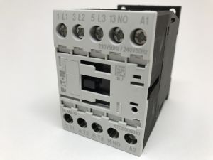 008B. Kontaktor DILM9-10