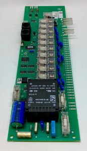 011. Relékort F-1320